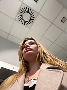 justmila online show from 22, 11, 2025