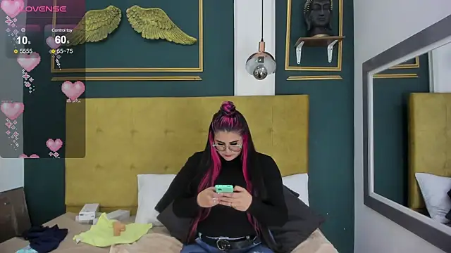 BellaPeers  online show from 5, 1, 2025