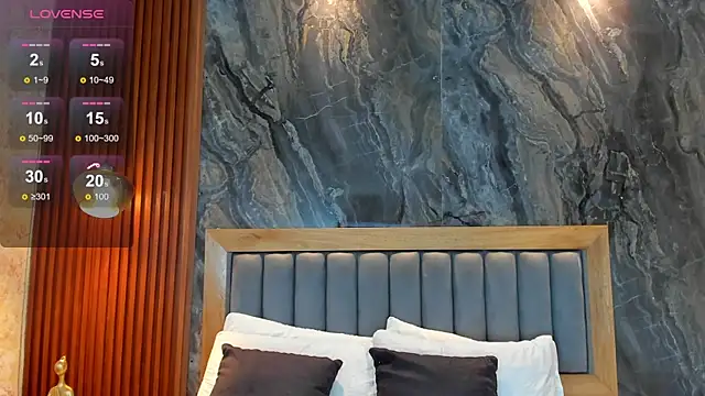 BellaPeers  online show from 30, 10, 2025