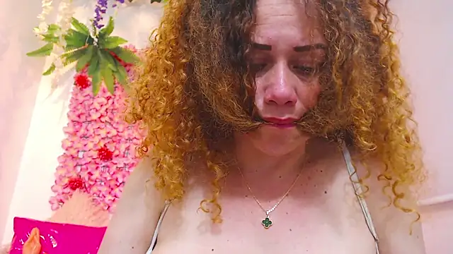 BLONDE SEXYHOT online show from 13, 12, 2025