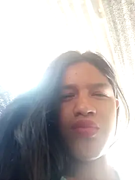 Snapshot of Little_Pau_Dirty chatting on 11, 12, 2024 Little Pau Dirty online show from 11, 12, 2024