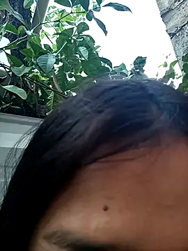 Snapshot of Little_Pau_Dirty chatting on 17, 12, 2025 Little Pau Dirty online show from 17, 12, 2025