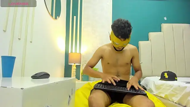 Austin Cardieff online show from 3, 1, 2025