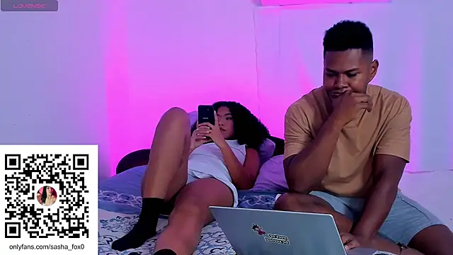 Snapshot of sasha_fox00 chatting on 11, 11, 2025 sasha fox00 online show from 11, 11, 2025