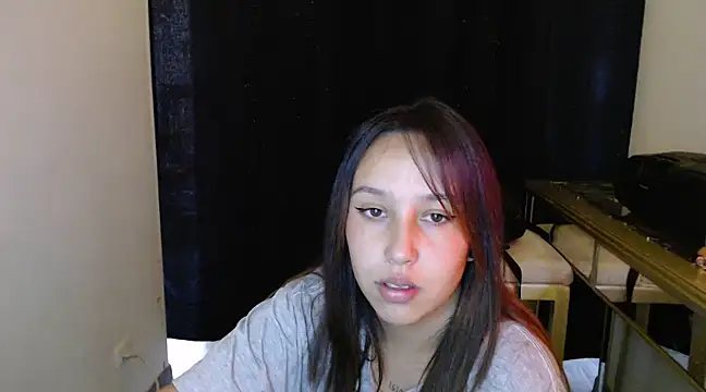 Skarlet Adams28 online show from 16, 1, 2025