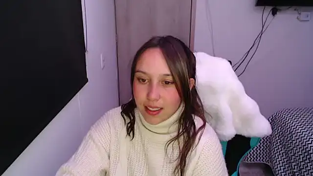 Skarlet Adams28 online show from 8, 10, 2025