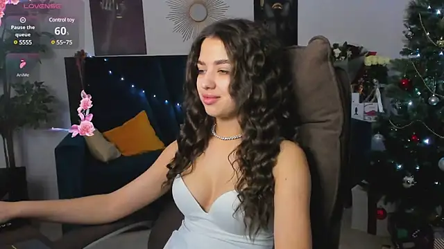 Snapshot of CharleneWoods chatting on 31, 12, 2024 CharleneWoods online show from 31, 12, 2024