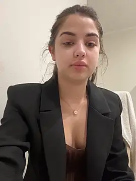 Snapshot of CharleneWoods chatting on 21, 1, 2025 CharleneWoods online show from 21, 1, 2025