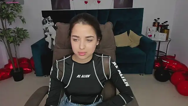 Snapshot of CharleneWoods chatting on 26, 2, 2025 CharleneWoods online show from 26, 2, 2025