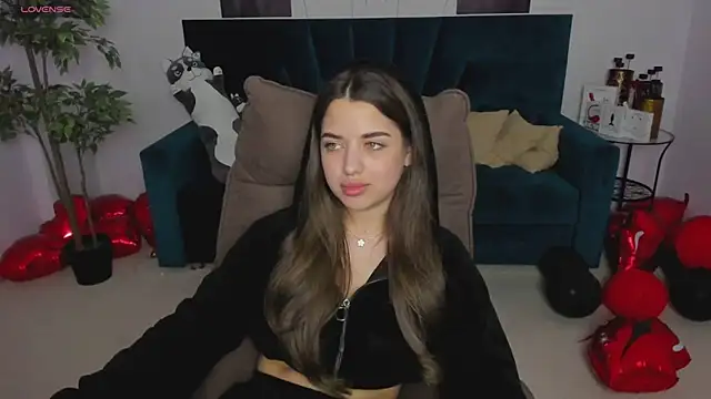Snapshot of CharleneWoods chatting on 2, 3, 2025 CharleneWoods online show from 2, 3, 2025