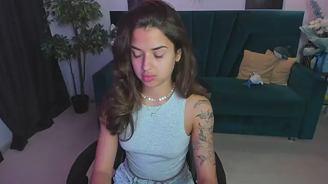 Snapshot of CharleneWoods chatting on 20, 9, 2025 CharleneWoods online show from 20, 9, 2025