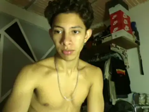 Snapshot of ferchitibellako chatting on 10, 11, 2025 ferchitibellako online show from 10, 11, 2025