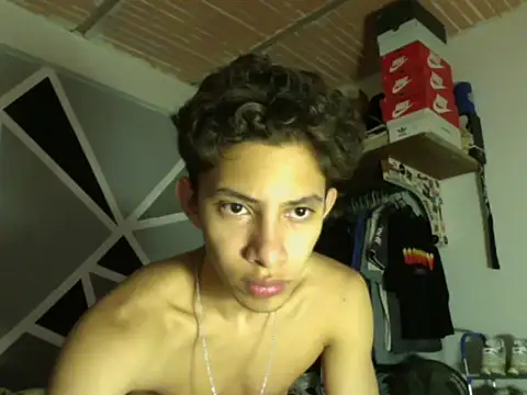 Snapshot of ferchitibellako chatting on 20, 11, 2025 ferchitibellako online show from 20, 11, 2025