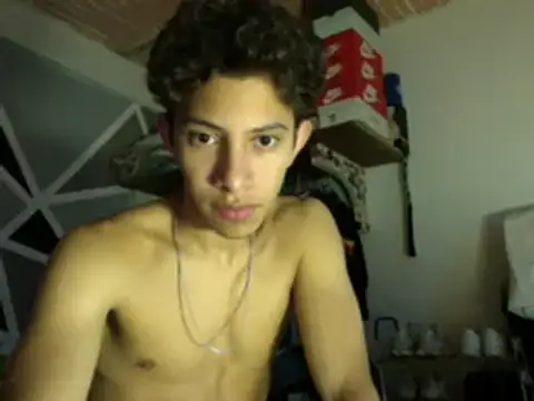 Snapshot of ferchitibellako chatting on 27, 11, 2025 ferchitibellako online show from 27, 11, 2025