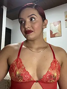 Snapshot of Melanyprada chatting on 14, 10, 2025 Melanyprada online show from 14, 10, 2025