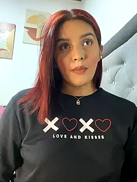 Snapshot of Melanyprada chatting on 16, 10, 2025 Melanyprada online show from 16, 10, 2025