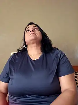 paulinaDiaz1 online show from 21, 10, 2025