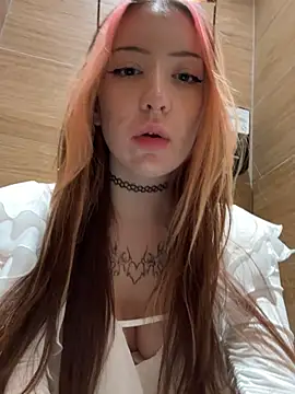 SweetieMollyy online show from 19, 3, 2025