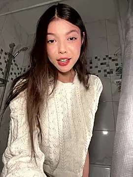 DesiredHoney online show from 6, 12, 2024