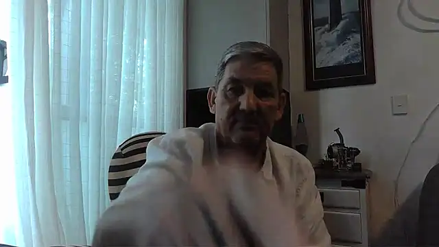 ChunkyMonkey007 online show from 24, 1, 2025