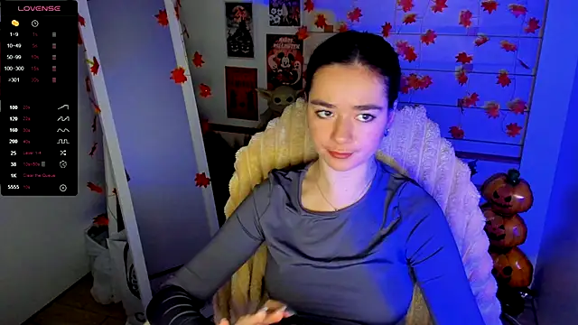 Bella XO online show from 9, 11, 2025