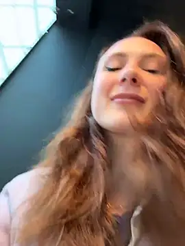 Dina Tease online show from 31, 10, 2025