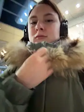 Dina Tease online show from 5, 1, 2026