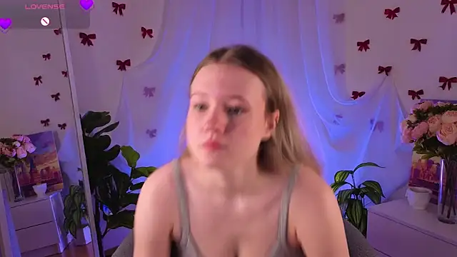 Snapshot of MaydaFoulk chatting on 24, 2, 2026 MaydaFoulk online show from 24, 2, 2026