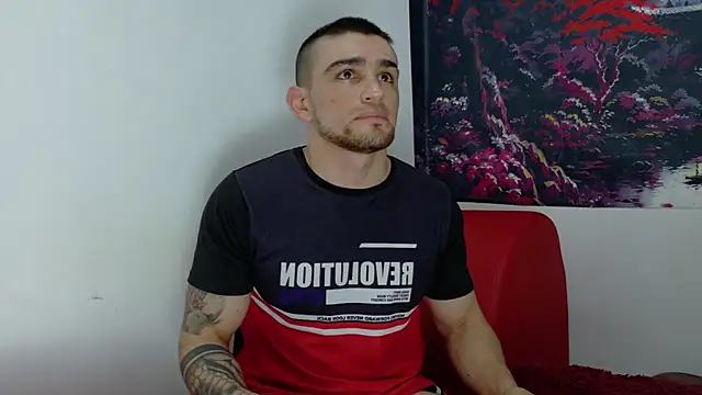 Snapshot of Sexy_Alejandro_ chatting on 4, 11, 2025 Sexy Alejandro online show from 4, 11, 2025