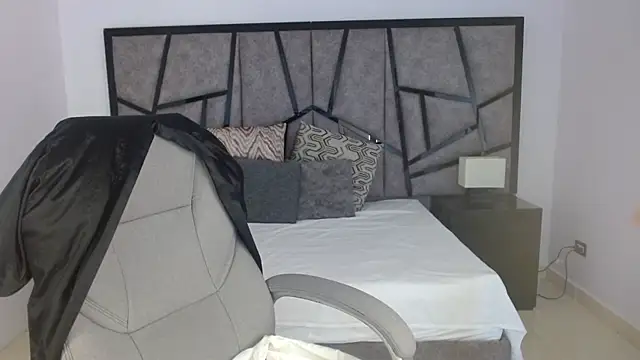 Snapshot of adhara_cortez chatting on 19, 2, 2026 adhara cortez online show from 19, 2, 2026