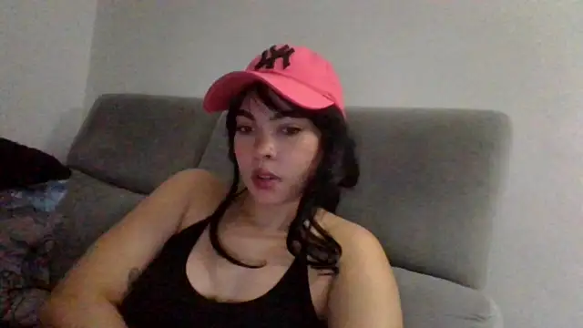 Snapshot of Kiri_Cutee chatting on 10, 12, 2024 Kiri Cutee online show from 10, 12, 2024