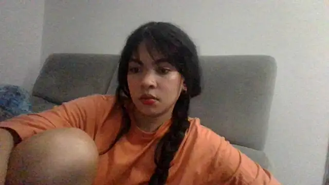 Snapshot of Kiri_Cutee chatting on 11, 12, 2024 Kiri Cutee online show from 11, 12, 2024