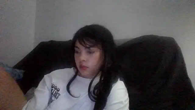 Snapshot of Kiri_Cutee chatting on 13, 1, 2025 Kiri Cutee online show from 13, 1, 2025