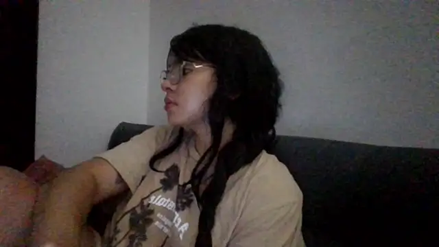 Snapshot of Kiri_Cutee chatting on 26, 1, 2025 Kiri Cutee online show from 26, 1, 2025