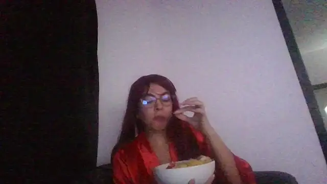 Snapshot of Kiri_Cutee chatting on 10, 2, 2025 Kiri Cutee online show from 10, 2, 2025