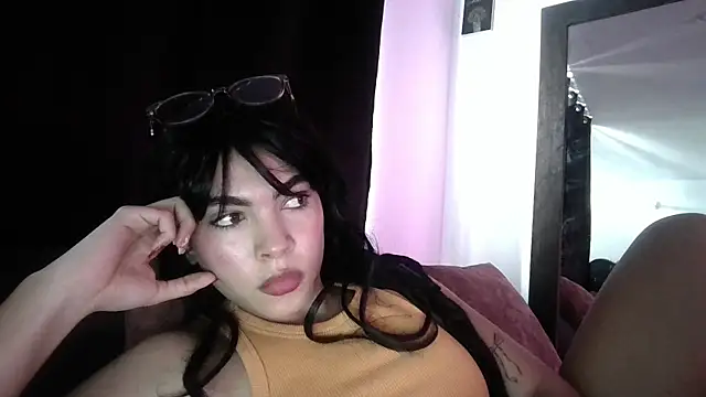 Snapshot of Kiri_Cutee chatting on 18, 3, 2025 Kiri Cutee online show from 18, 3, 2025