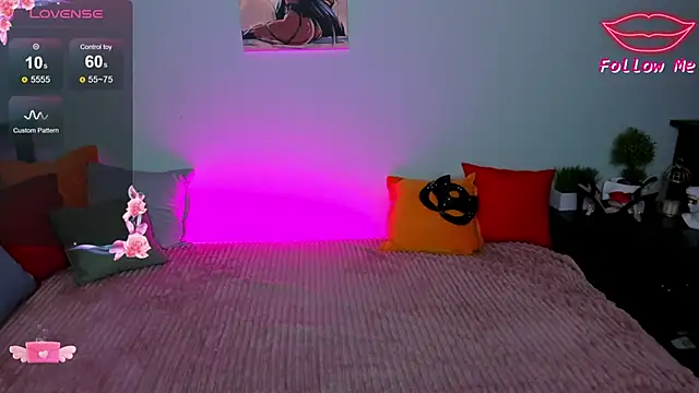 Goddess Lizzzy online show from 5, 2, 2025