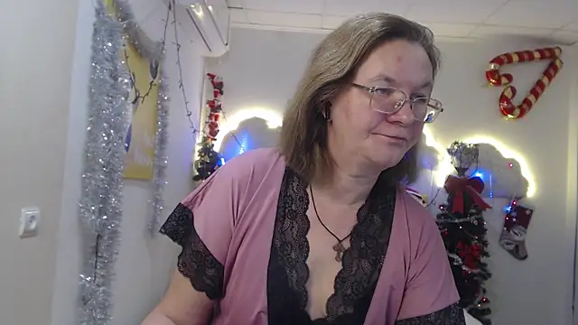 HolyMilfa online show from 5, 1, 2025