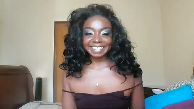  Mystiquee  online show from 22, 11, 2025