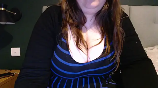 BoobaliciousBeauty online show from 1, 3, 2025