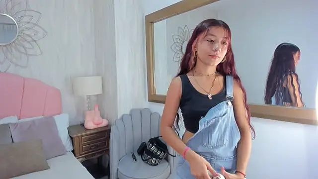 Candy5Girl online show from 10, 12, 2024