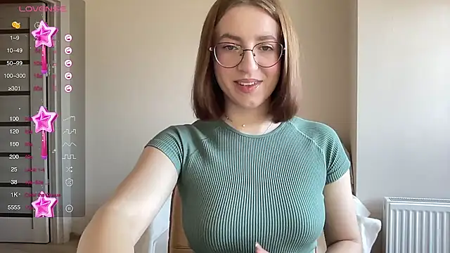 Snapshot of liins_wet chatting on 7, 3, 2025 liins wet online show from 7, 3, 2025