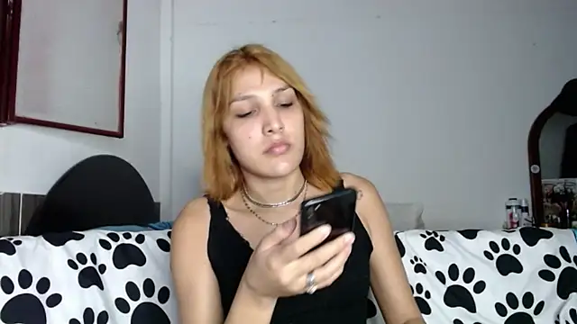 Snapshot of alexandra_lorens chatting on 19, 11, 2025 alexandra lorens online show from 19, 11, 2025