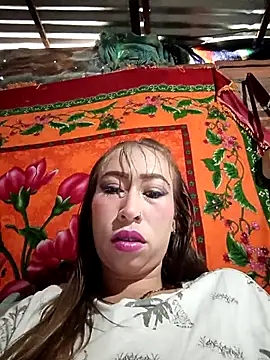 samy-blonde online show from 17, 10, 2025