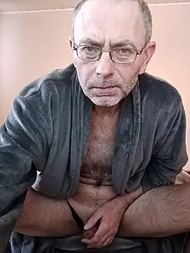 Snapshot of BesterJunge45 chatting on 18, 2, 2025 BesterJunge45 online show from 18, 2, 2025