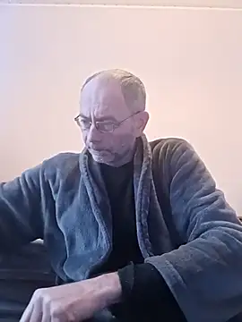 Snapshot of BesterJunge45 chatting on 19, 2, 2025 BesterJunge45 online show from 19, 2, 2025