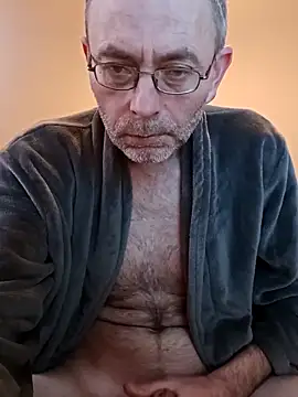 Snapshot of BesterJunge45 chatting on 1, 3, 2025 BesterJunge45 online show from 1, 3, 2025