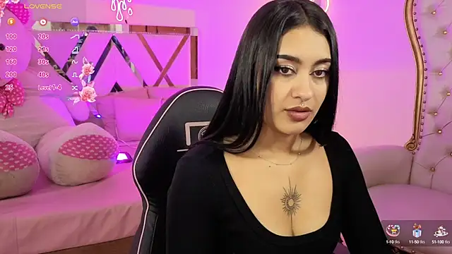 Moonshine tay online show from 23, 9, 2025