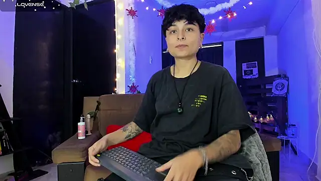 ZuryRamirez  online show from 9, 12, 2024