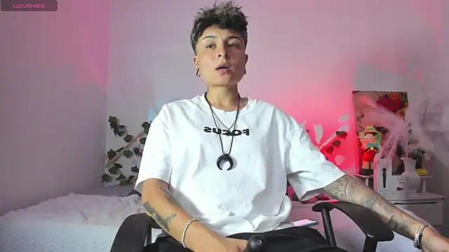 ZuryRamirez  online show from 20, 3, 2025